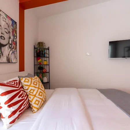 The Pop Art Residences & In Daire Larnaca