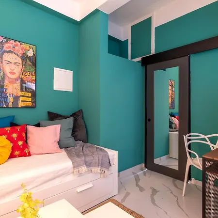 The Pop Art Residences & In לרנקה