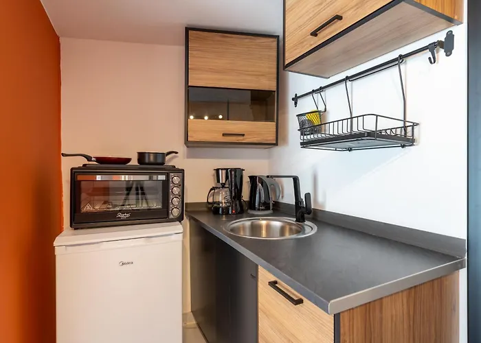 The Pop Art Residences & In דירה *