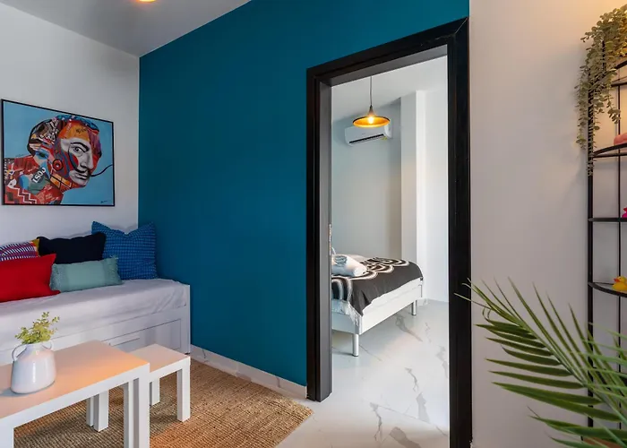 The Pop Art Residences & In * לרנקה